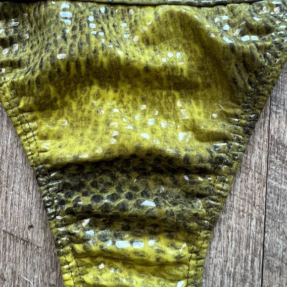 Sauvage Green Shiny Wrap Thong Bikini Set - Picture 3 of 15